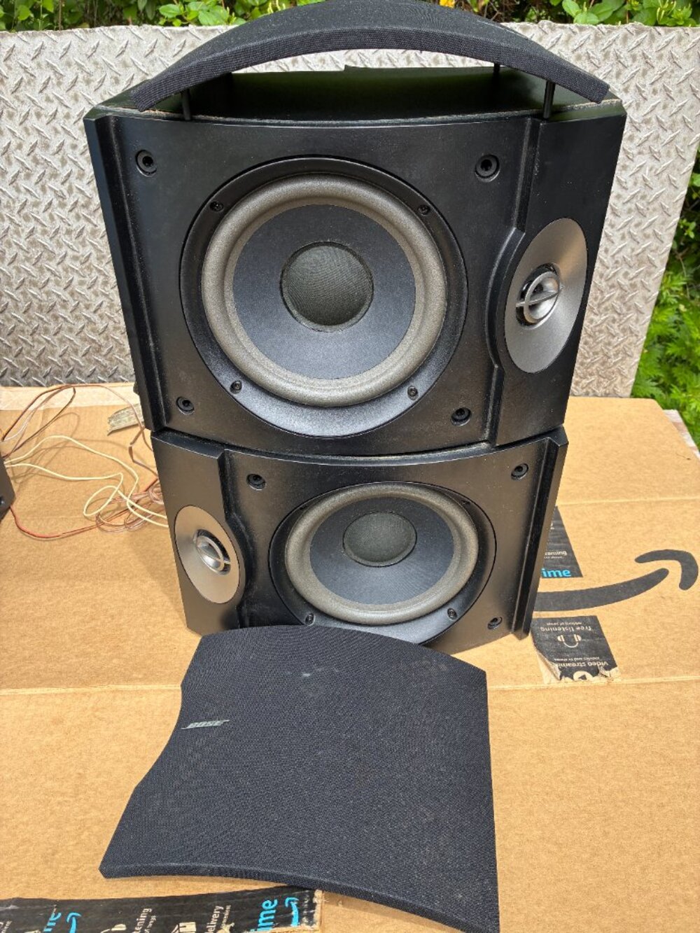 Bose 301 Series V Direct/Reflecting Bookshelf Speakers VIEW THE PICTURES